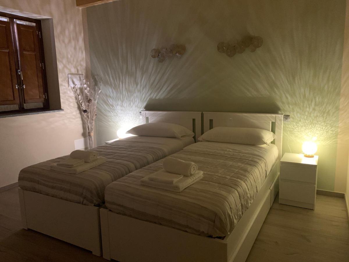 סאלוצו B&B La Luce Verde מראה חיצוני תמונה